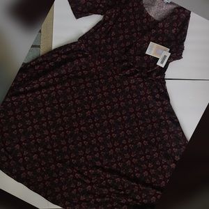 Brand New LuLaRoe Nicole Dress (w/tags) - Size 2XL